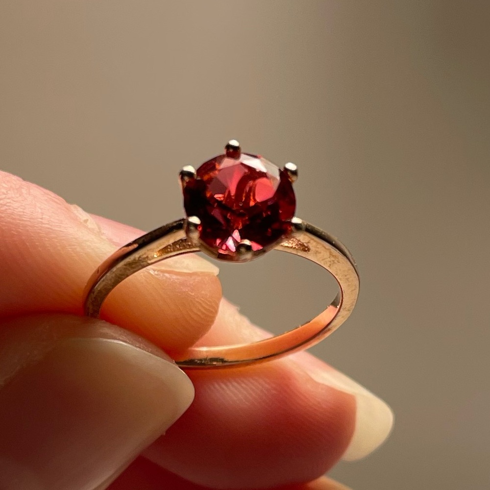 Beautiful Gold Ring with Red Gemstone
